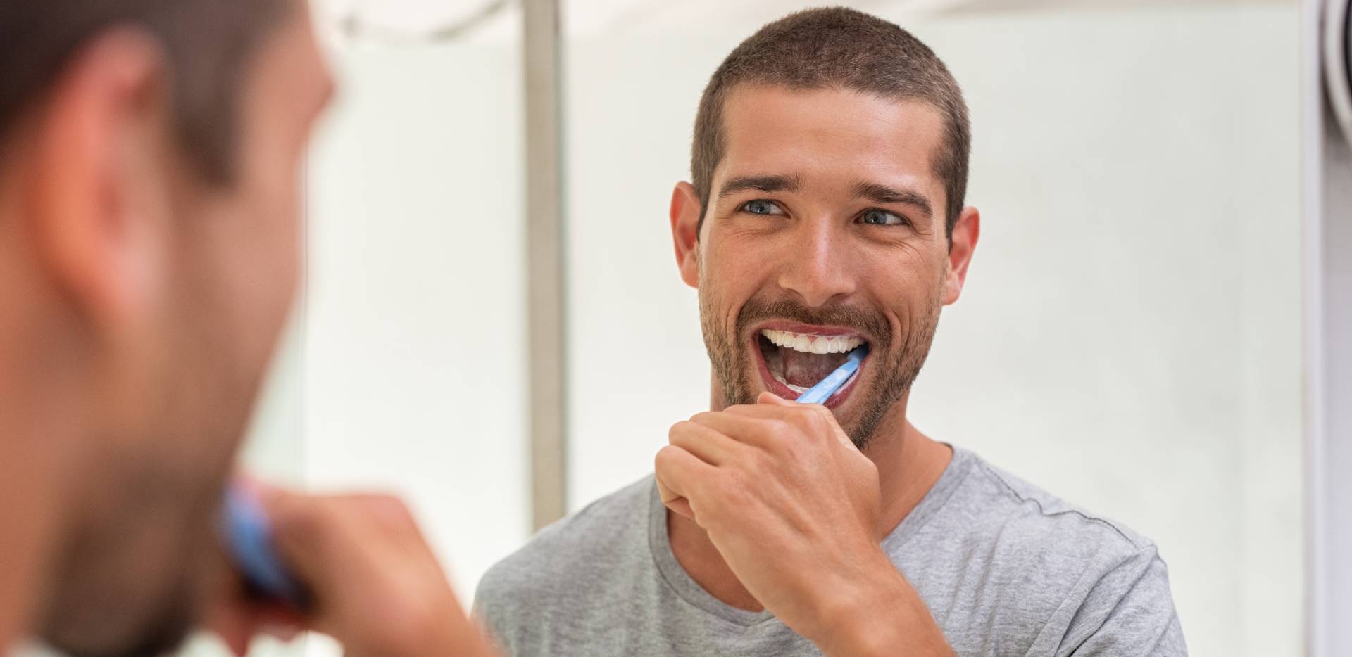 Die ideale Zahnpasta für empfindliche Zähne: Was steckt drin?