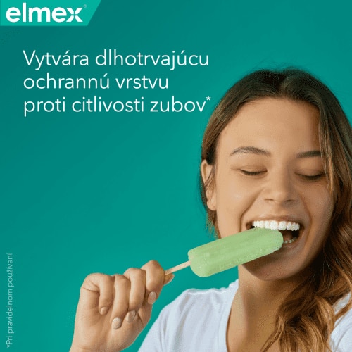 Pani hryzúca nanuk s popisom o vytváraní dlhotrvajúcej ochrannej vrstvy proti citlivosti zubov 